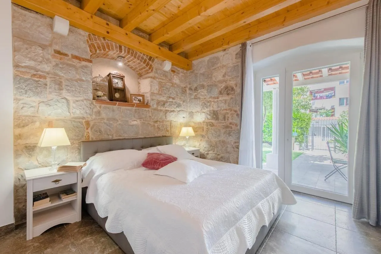 Jes Old Town Luxury Rooms Split Appartement