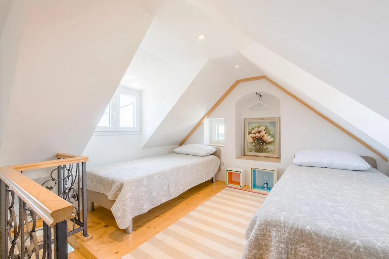Jes Old Town Luxury Rooms Split